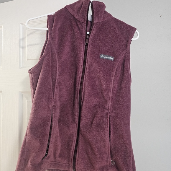 Columbia Vezt - Picture 2 of 3